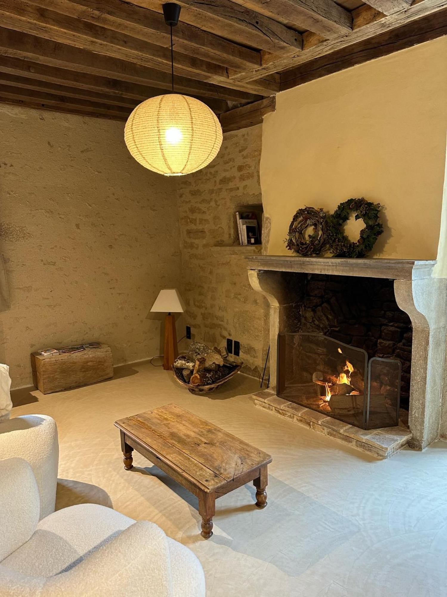Chateauneuf Suites Extérieur photo