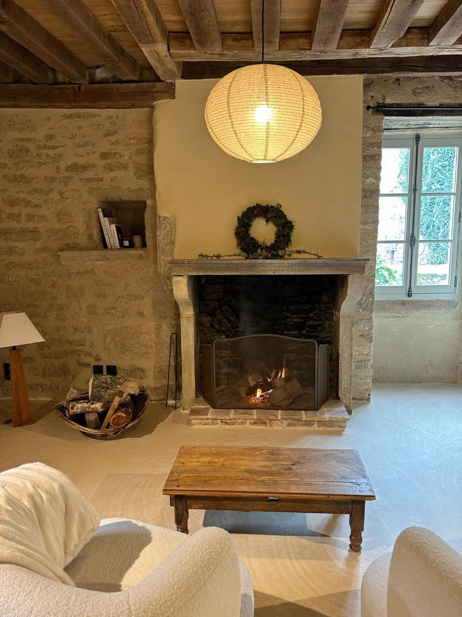 Chateauneuf Suites Extérieur photo
