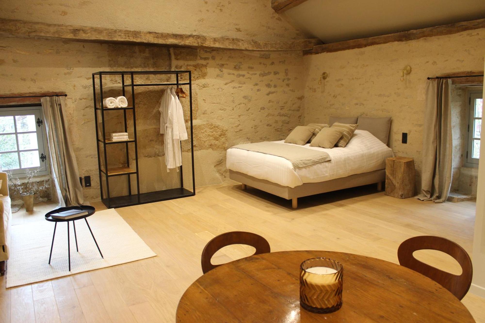 Chateauneuf Suites Extérieur photo