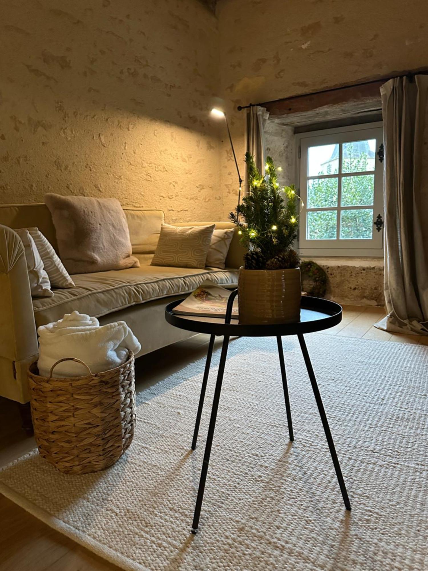 Chateauneuf Suites Extérieur photo